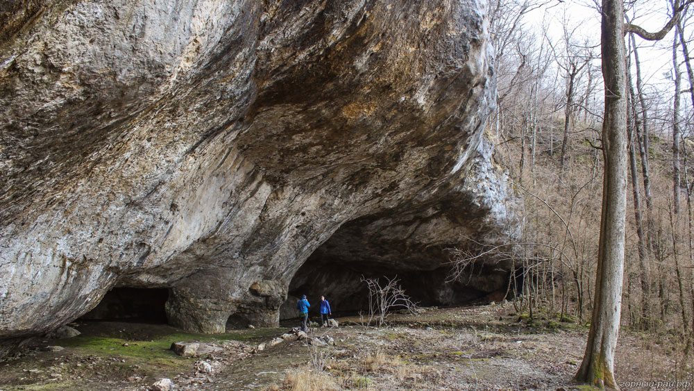 Монахова пещера и Монахов водопад. Гуамка — Мезмай.